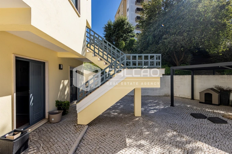 Moradia T4 para Venda em Marvila, Ribeira Santarém, São Salvador, São Nicolau Foto 73