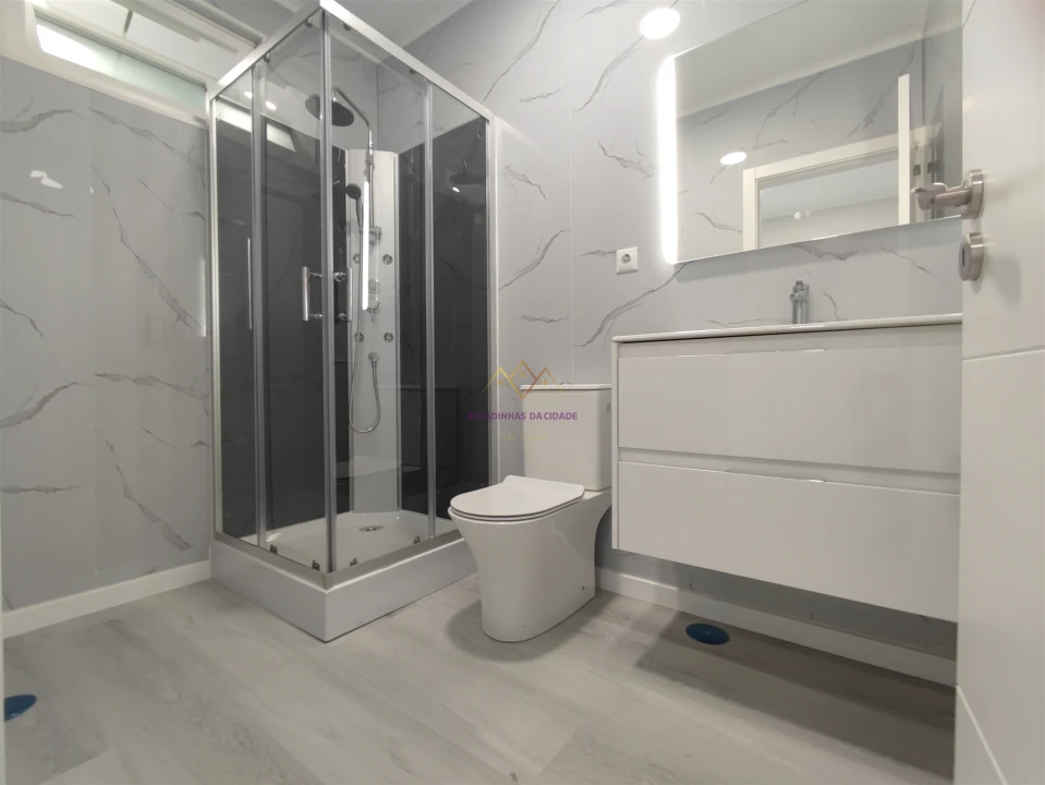 Apartamento T2 para Venda em Oeiras e São Julião da Barra, Paço de Arcos e Caxias Foto 29