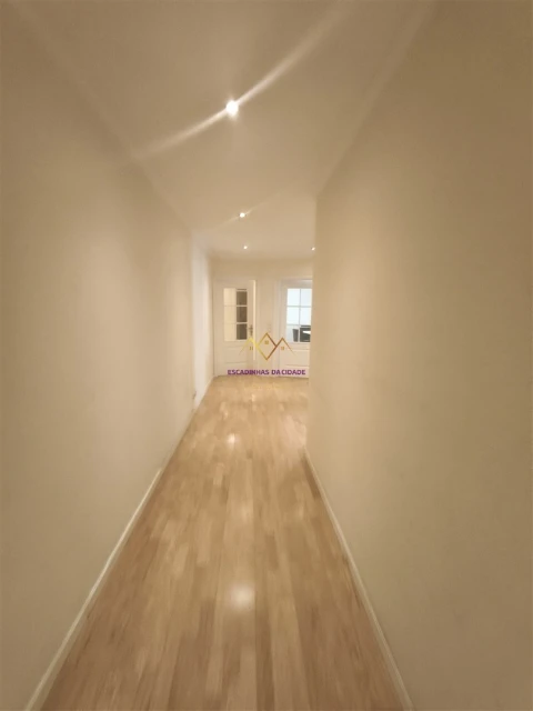 Apartamento T1 para Arrendamento em Algés, Linda-A-Velha e Cruz Quebrada-Dafundo