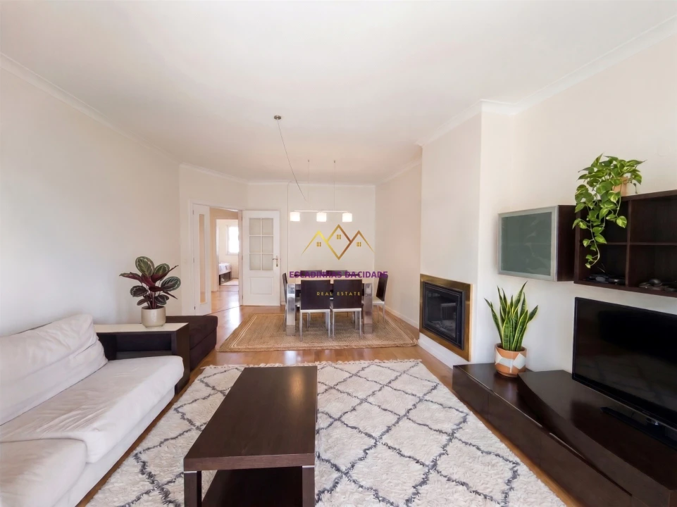 Apartamento T1 para Arrendamento em Algés, Linda-A-Velha e Cruz Quebrada-Dafundo Foto 1