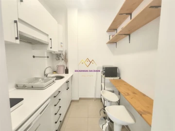Apartamento T1 para Arrendamento em Misericórdia