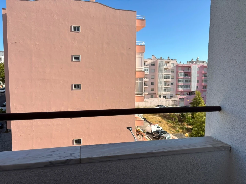 Apartamento T3 para Venda em Laranjeiro e Feijó Foto 7