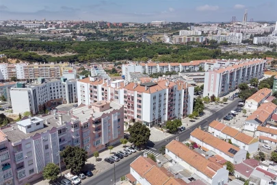 Apartamento T3 para Venda em Laranjeiro e Feijó