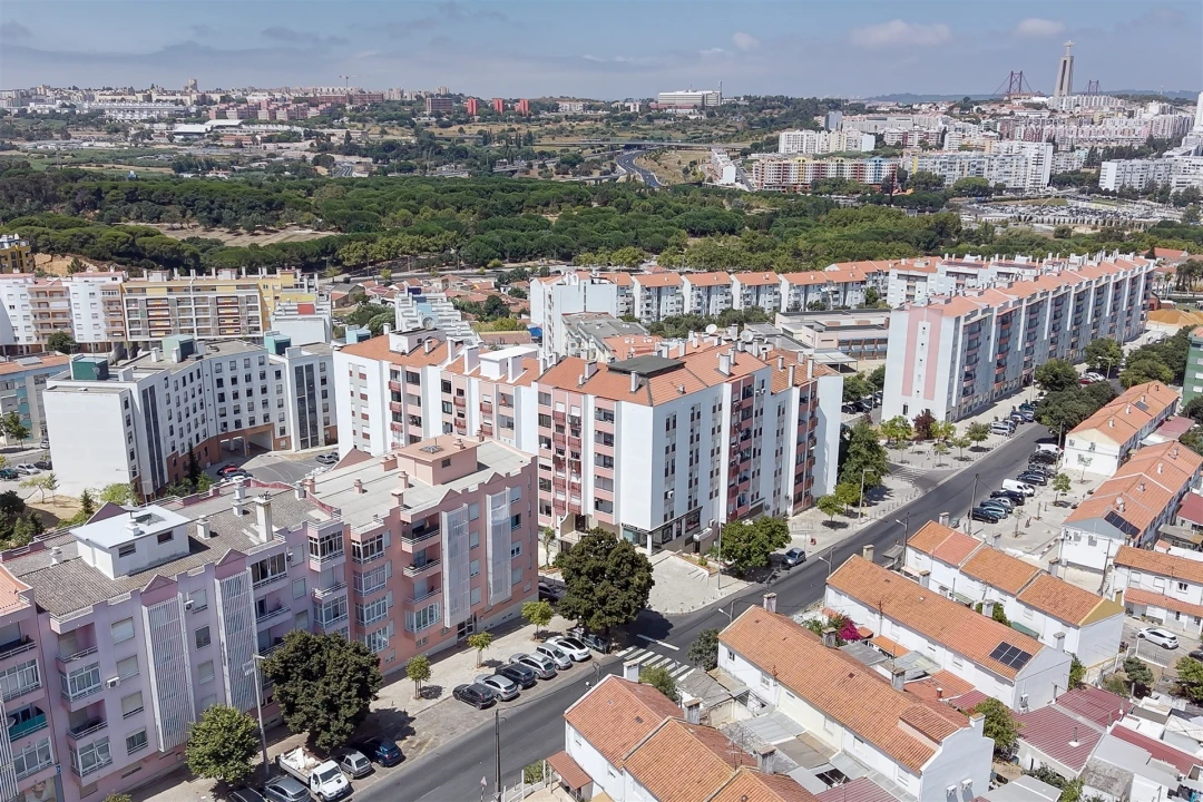 Apartamento T3 para Venda em Laranjeiro e Feijó Foto 28