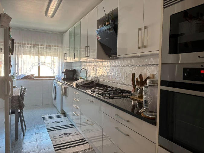 Apartamento T3 para Venda em Laranjeiro e Feijó Foto 4