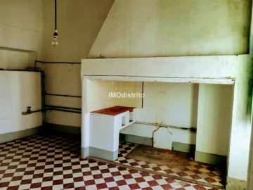 Moradia T0 para Venda em Sé e São Lourenço