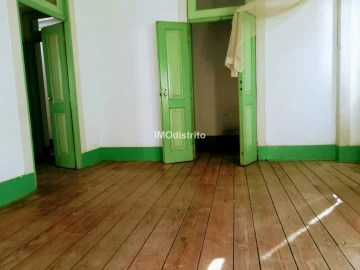 Moradia T0 para Venda em Sé e São Lourenço