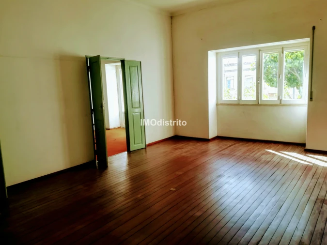 Moradia T0 para Venda em Sé e São Lourenço Foto 15