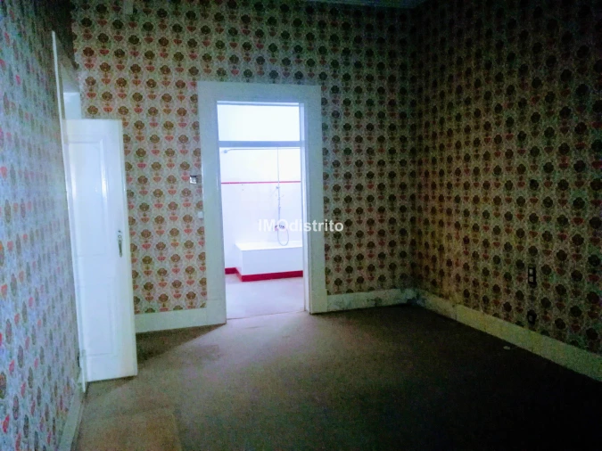 Moradia T0 para Venda em Sé e São Lourenço Foto 21