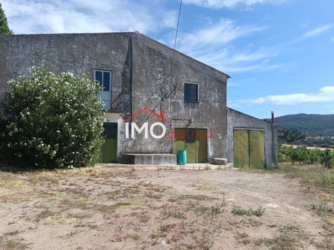 Quinta T2 para Venda em Ribeira de Nisa e Carreiras Foto 26