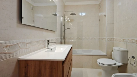 Apartamento T1 para Arrendamento em Albufeira e Olhos de Água