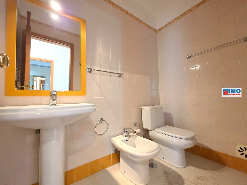 Apartamento T4 para Venda em Castelo Branco Foto 28
