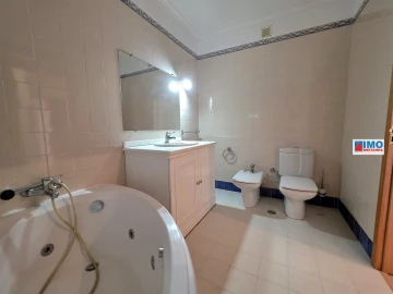 Apartamento T4 para Venda em Castelo Branco