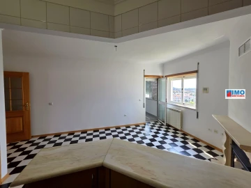 Apartamento T4 para Venda em Castelo Branco