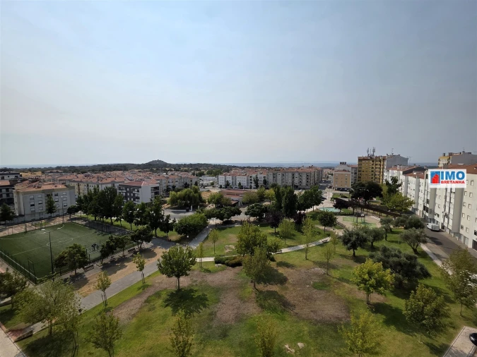 Apartamento T4 para Venda em Castelo Branco Foto 12