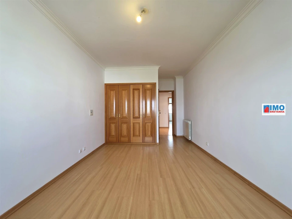 Apartamento T4 para Venda em Castelo Branco Foto 15
