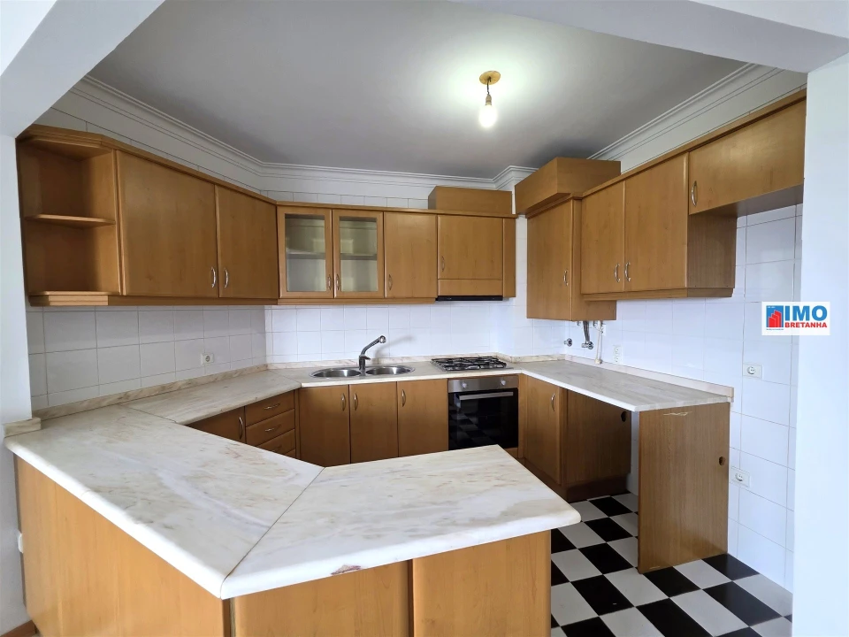Apartamento T4 para Venda em Castelo Branco Foto 10