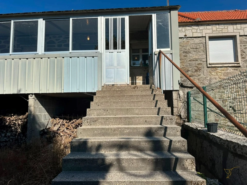 Moradia T3 para Venda em Castro Laboreiro e Lamas de Mouro Foto 8