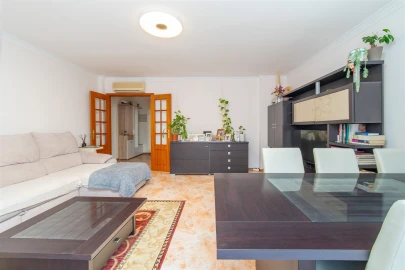 Apartamento T3 para Venda em Laranjeiro e Feijó