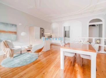 Apartamento T1 para Arrendamento em Cedofeita, Santo Ildefonso, Sé, Miragaia, São Nicolau e Vitória