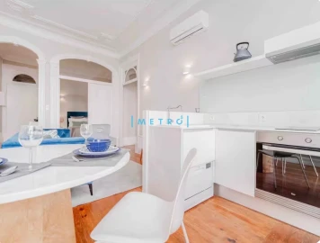 Apartamento T2 para Arrendamento em Cedofeita, Santo Ildefonso, Sé, Miragaia, São Nicolau e Vitória
