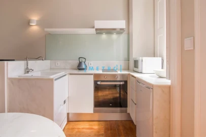 Apartamento T2 para Arrendamento em Cedofeita, Santo Ildefonso, Sé, Miragaia, São Nicolau e Vitória