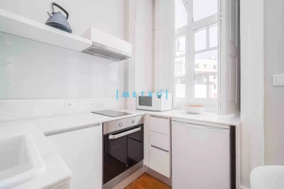 Apartamento T2 para Arrendamento em Cedofeita, Santo Ildefonso, Sé, Miragaia, São Nicolau e Vitória