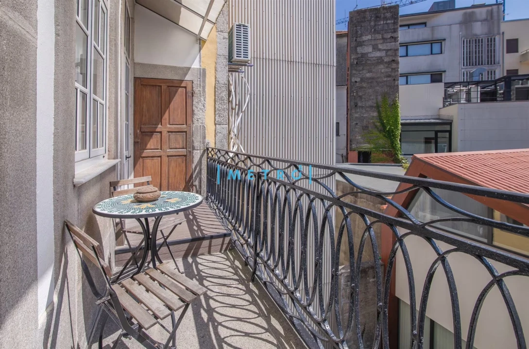 Apartamento T2 para Arrendamento em Cedofeita, Santo Ildefonso, Sé, Miragaia, São Nicolau e Vitória Foto 11