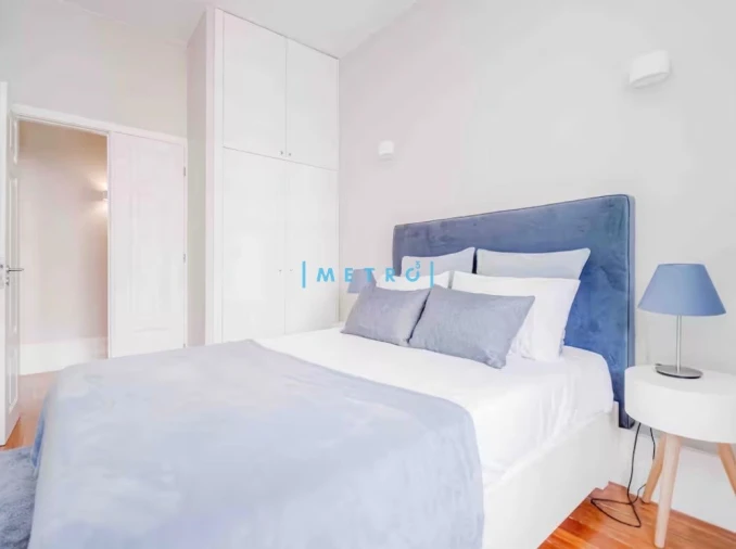Apartamento T2 para Arrendamento em Cedofeita, Santo Ildefonso, Sé, Miragaia, São Nicolau e Vitória Foto 12