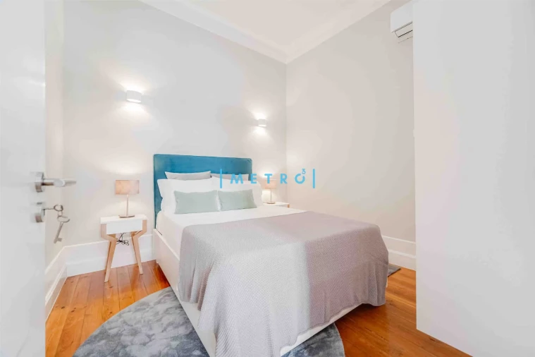 Apartamento T2 para Arrendamento em Cedofeita, Santo Ildefonso, Sé, Miragaia, São Nicolau e Vitória Foto 4