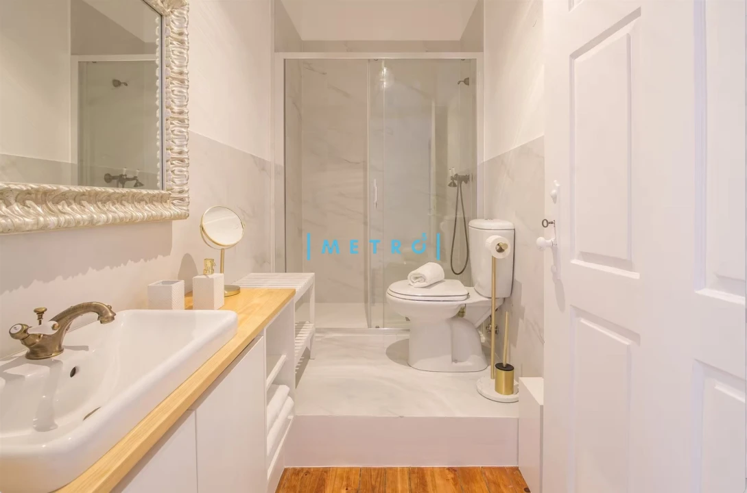 Apartamento T2 para Arrendamento em Cedofeita, Santo Ildefonso, Sé, Miragaia, São Nicolau e Vitória Foto 10