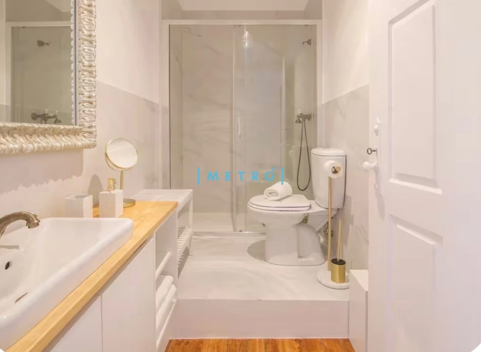 Apartamento T2 para Arrendamento em Cedofeita, Santo Ildefonso, Sé, Miragaia, São Nicolau e Vitória Foto 16