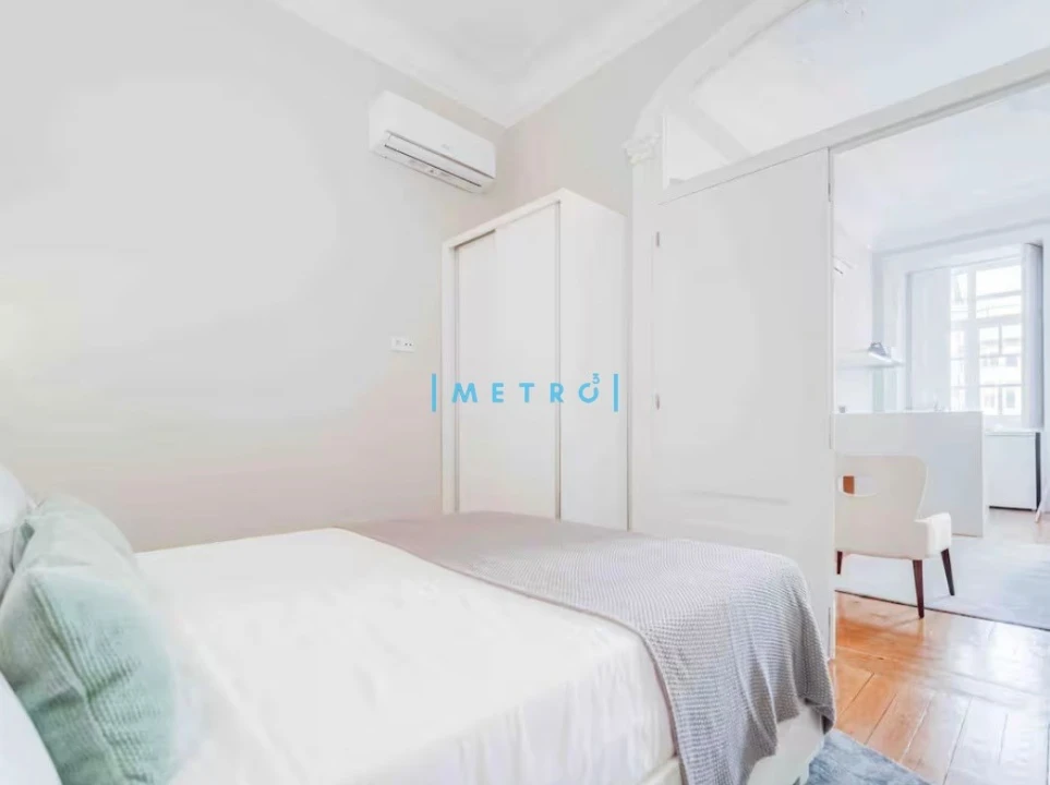 Apartamento T2 para Arrendamento em Cedofeita, Santo Ildefonso, Sé, Miragaia, São Nicolau e Vitória Foto 22