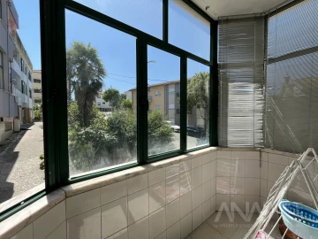 Apartamento T3 para Venda em Repeses e São Salvador