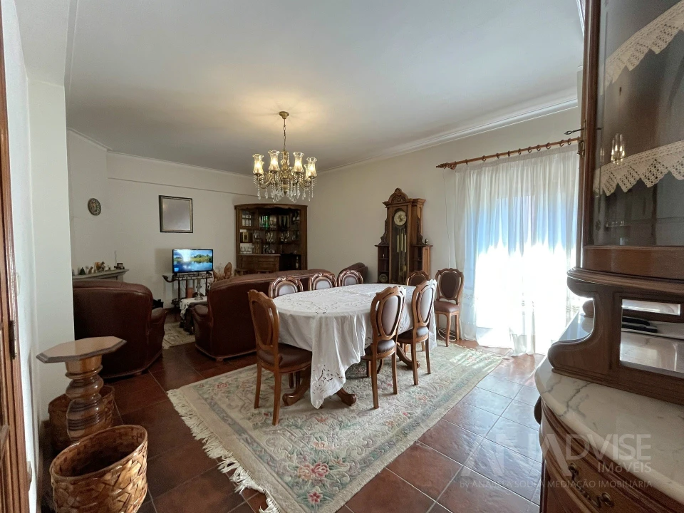 Apartamento T3 para Venda em Repeses e São Salvador Foto 3