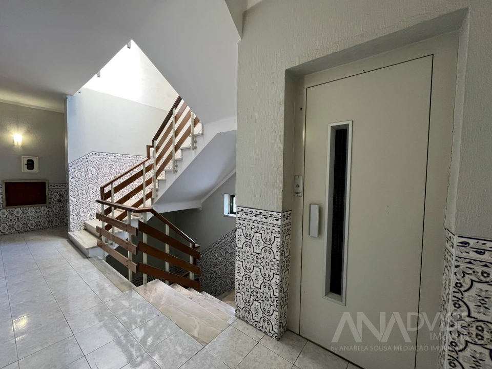 Apartamento T3 para Venda em Repeses e São Salvador Foto 26