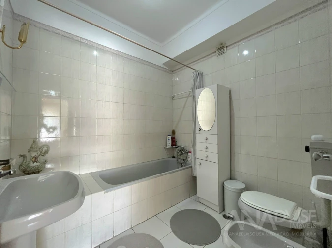 Apartamento T3 para Venda em Repeses e São Salvador Foto 16