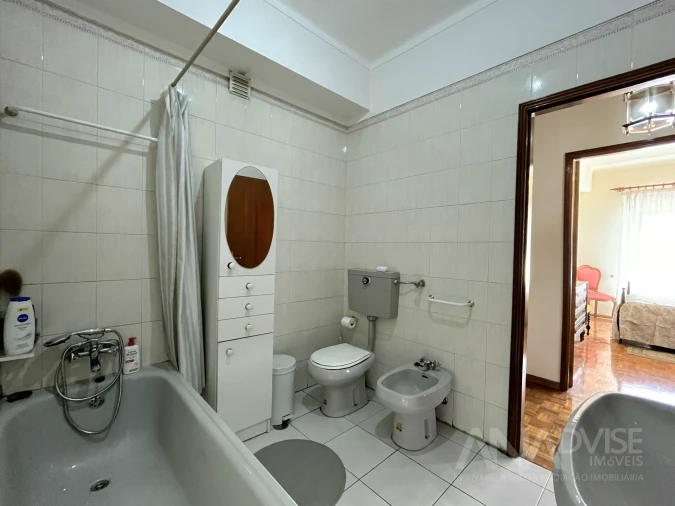Apartamento T3 para Venda em Repeses e São Salvador Foto 17