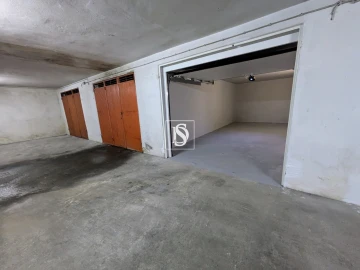 Apartamento T4 para Venda em Póvoa de Varzim, Beiriz e Argivai