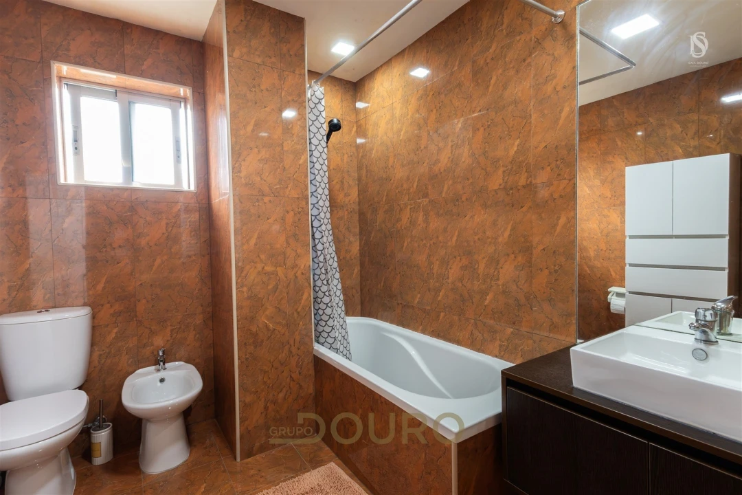Apartamento T2 para Venda em Pedroso e Seixezelo Foto 18