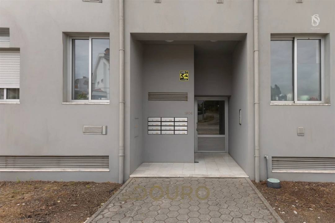Apartamento T2 para Venda em Pedroso e Seixezelo Foto 29