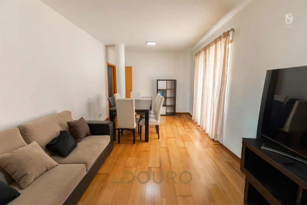 Apartamento T2 para Venda em Pedroso e Seixezelo Foto 1