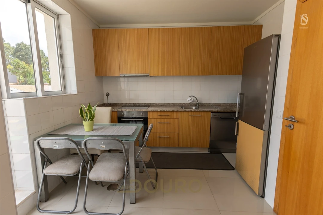 Apartamento T2 para Venda em Pedroso e Seixezelo Foto 4