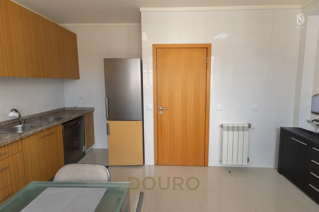 Apartamento T2 para Venda em Pedroso e Seixezelo Foto 6