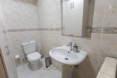 Apartamento T2 para Venda em Sandim, Olival, Lever e Crestuma