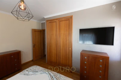 Apartamento T2 para Venda em Sandim, Olival, Lever e Crestuma
