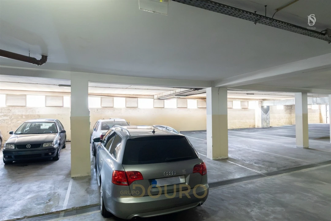 Apartamento T2 para Venda em Sandim, Olival, Lever e Crestuma Foto 30