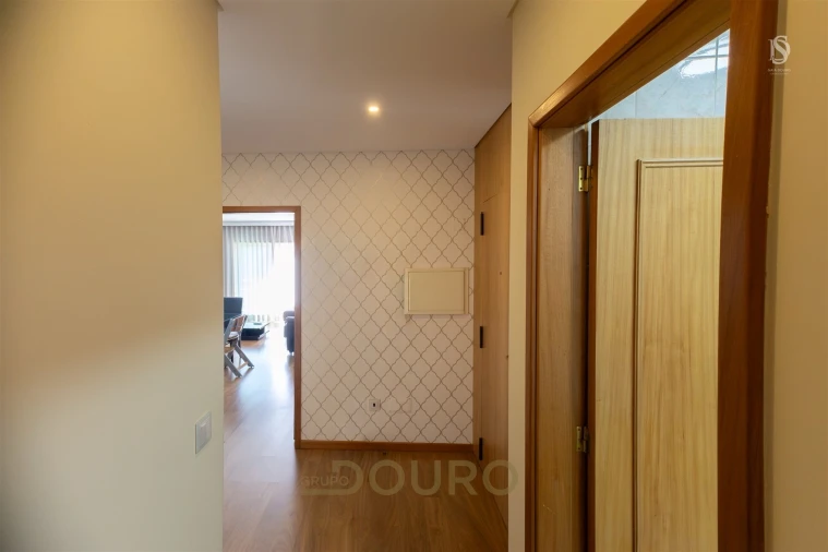 Apartamento T2 para Venda em Sandim, Olival, Lever e Crestuma Foto 10