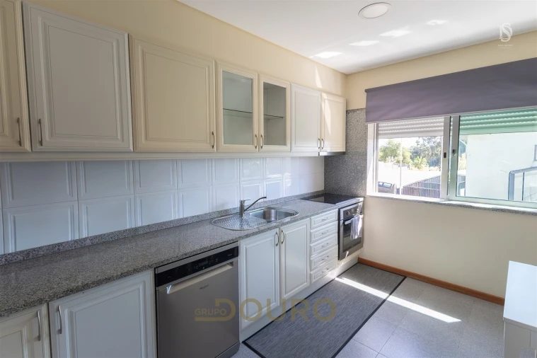 Apartamento T2 para Venda em Sandim, Olival, Lever e Crestuma Foto 6