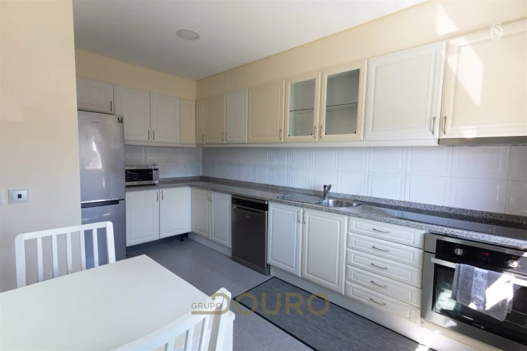 Apartamento T2 para Venda em Sandim, Olival, Lever e Crestuma Foto 8